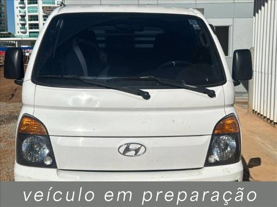 HYUNDAI HR 2.5 LONGO SEM CAÇAMBA 4X2 16V 130CV TURBO INTERCOOLER DIESEL 2P MANUAL